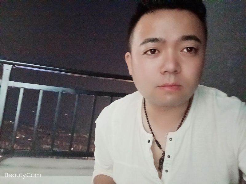 可么嗯哼的第一张照片--黔西中老年相亲网
